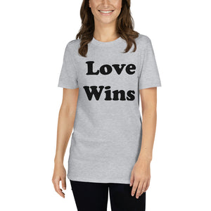 Womens Plus Graphic Short Sleeve Tee-Love Wins