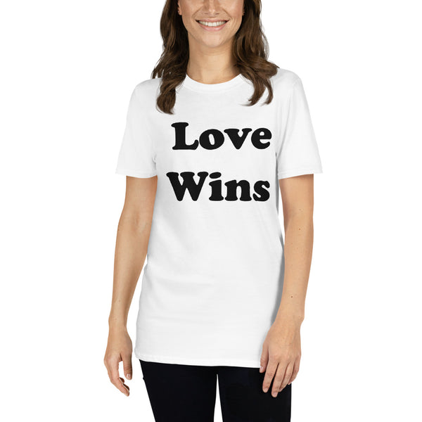 Womens Plus Graphic Short Sleeve Tee-Love Wins